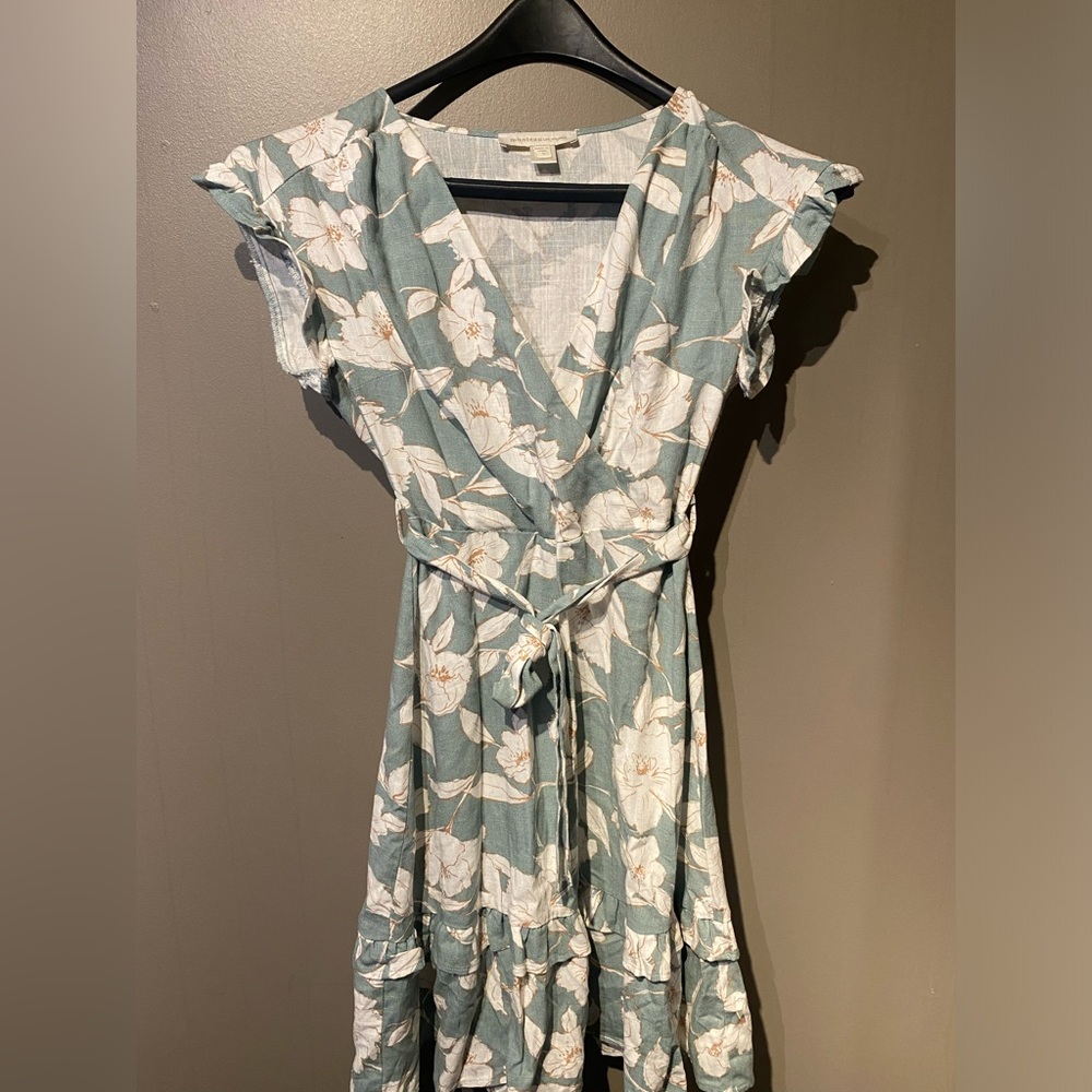 Monteau Dress Size Small Floral